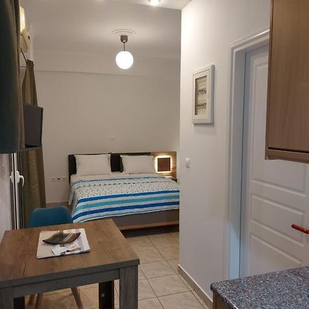 Adler 2 Cozy 2 Persons Apartment Downtown Pireus Exteriör bild